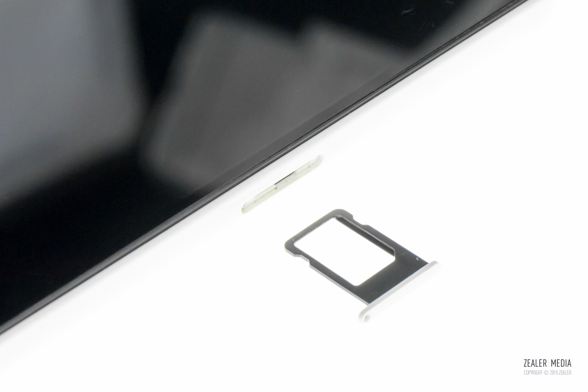 拆修iphone手机,苹果5c换后壳