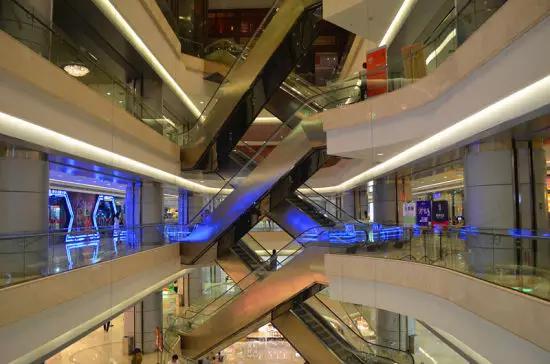 武汉一夜之间白了头，这回终于有得玩了！