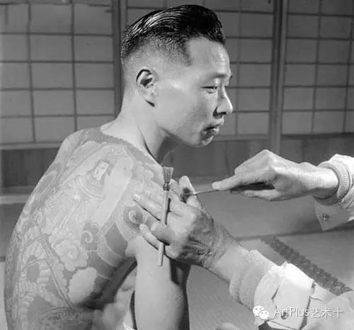 哇哦！你这条花臂国外有代购吗？