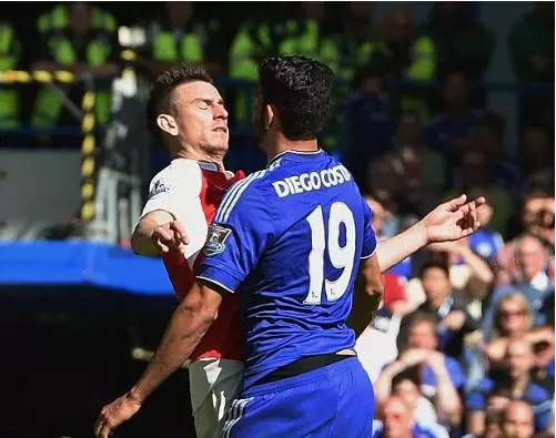 红蓝对决你会选谁,红蓝谁都能打吗