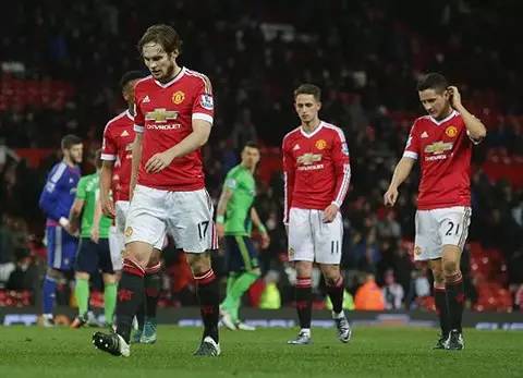 曼联对范加尔的态度,范加尔曼联矛盾