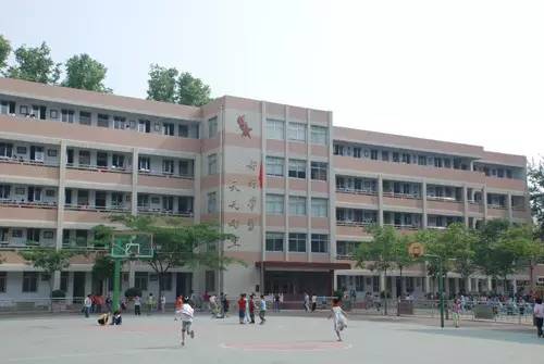郑州最牛X的10所小学,美国人评的，你认可吗？