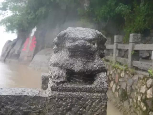 一名游客眼中的“文”“武”赤壁，你更喜欢哪一个？