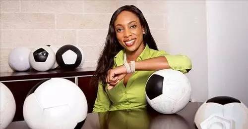 让数百万非洲贫困家庭用上了电，竟然仅靠一个大学生造的足球