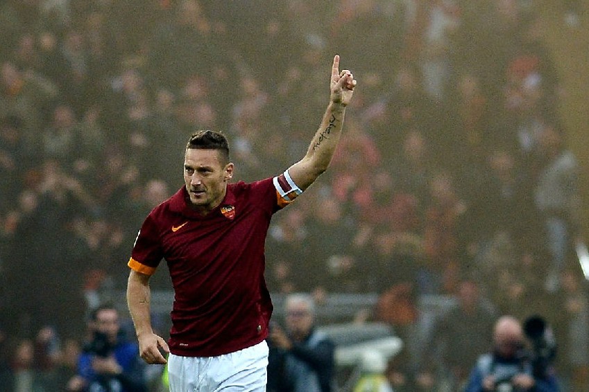 这个足坛星光熠熠，但狼王只有一个！