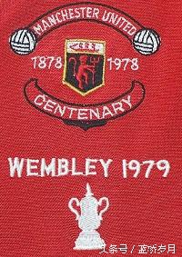 曼联队徽解析,曼联队徽变更