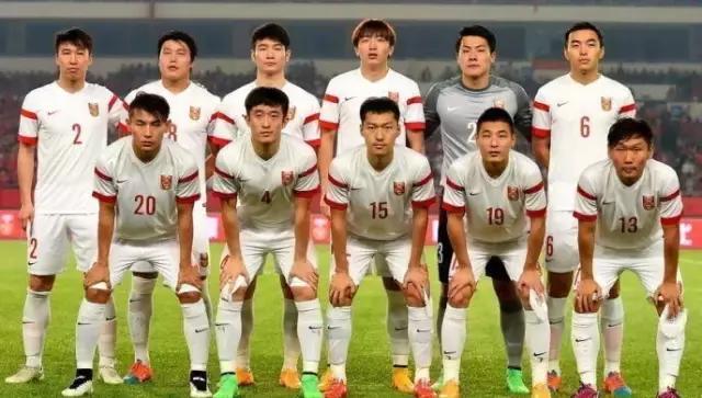 国足阿迪达斯,阿迪国足球衣