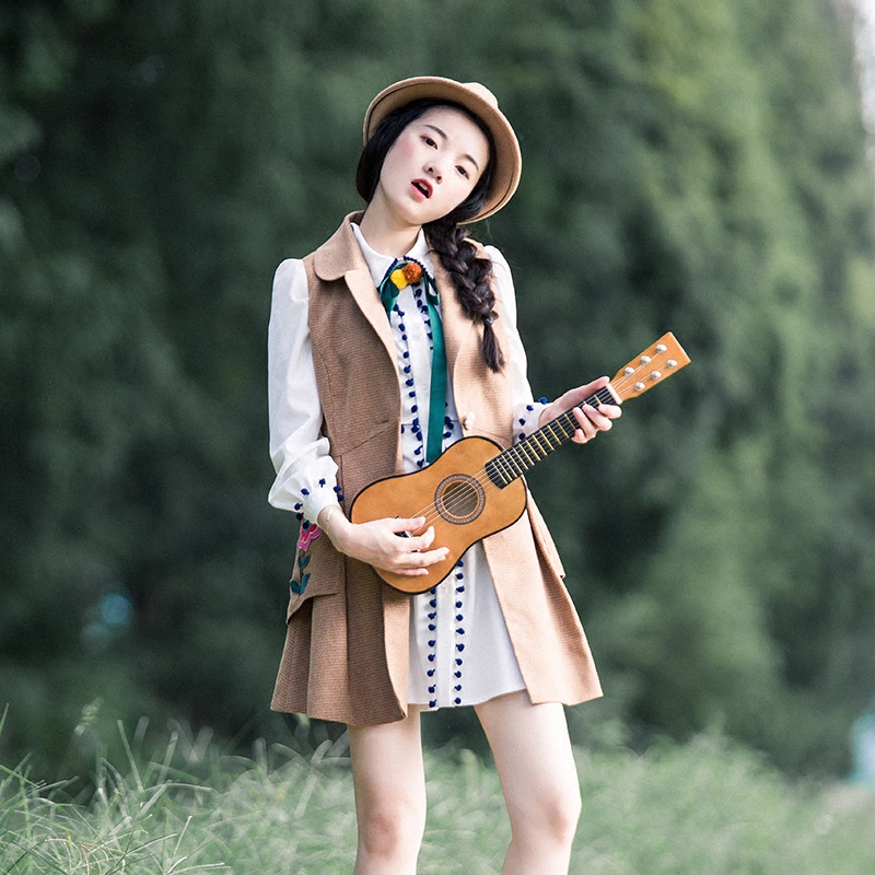 涔濇湀鍒濈鏈嶈鎼厤,涔濇湀閽堢粐椹敳