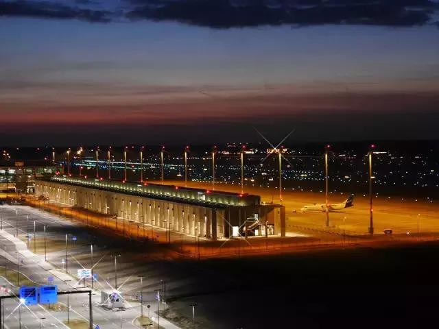 留学省钱技巧之如何购买特价机票,留学生国际机票怎么买最划算