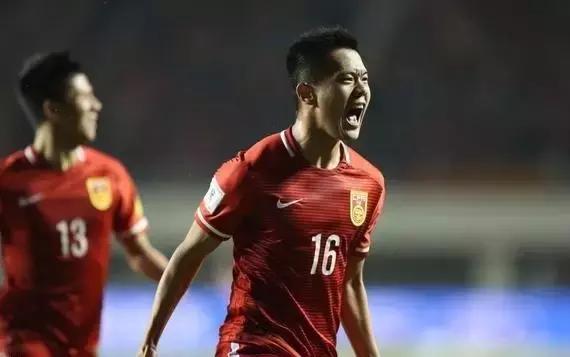 国足阿迪达斯,阿迪国足球衣