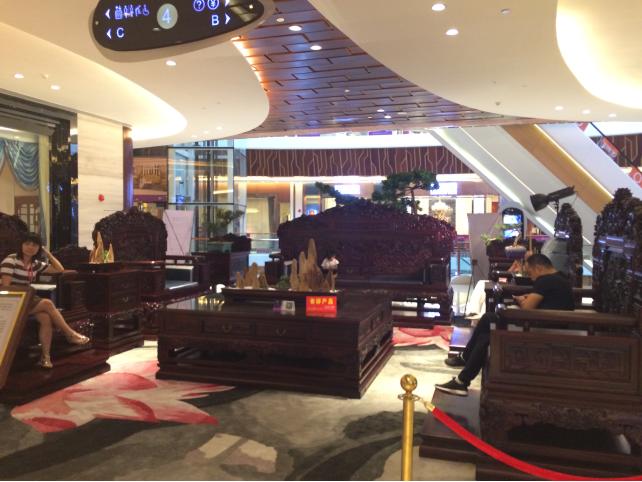 9号馆名家居世博园红木家具馆人气备受追捧