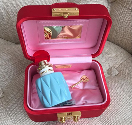 咋样才能俘获一个女孩子的心,俘获女生的香水