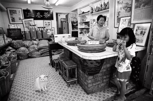 喝过就忘不了！70年光阴，是什么让它成为很多广州人的记忆？