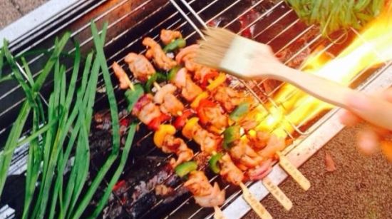 吃完烧烤头发有味道怎么办,吃完烧烤的味道怎么消除