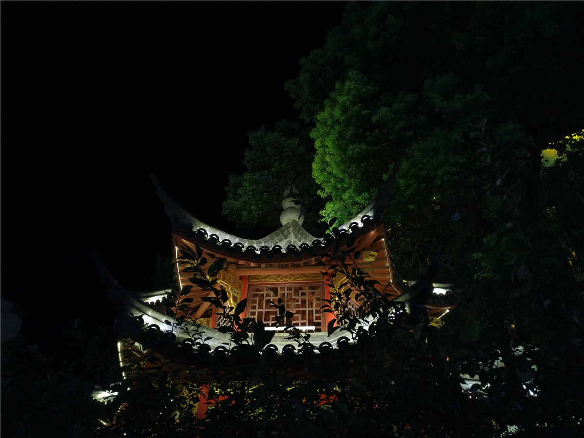 搭载骁龙820，4G+64G，跑分13万！努比亚Z11体验