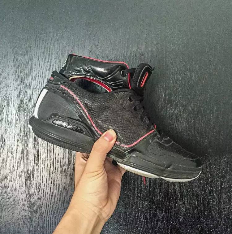 上脚好看的小白鞋推荐,新手200以下的篮球鞋推荐