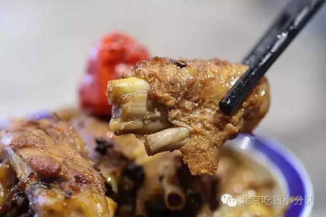 这道菜一上桌就勾起人动筷的欲望,这道菜只用两分钟就能学会