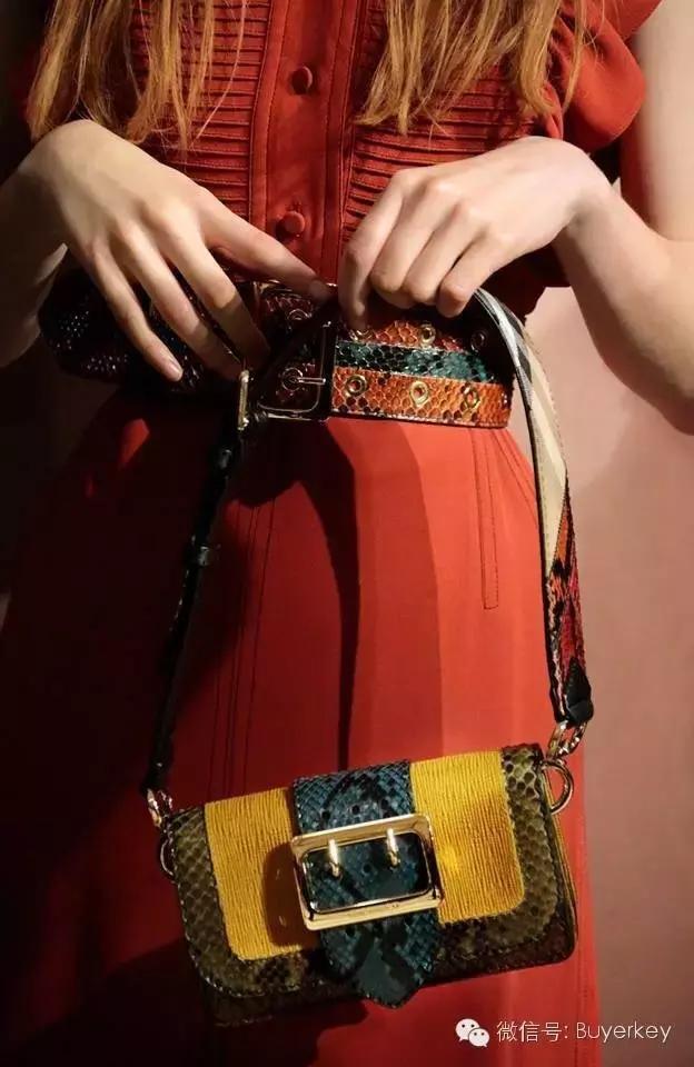 盘点火遍时尚圈的时髦单品,2016最难穿的单品