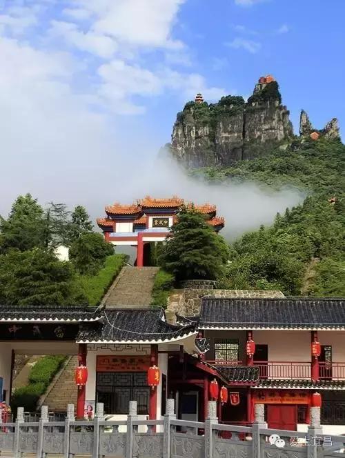 爱旅游的宜昌人不一定知道，出行用它据说能省好几千元！