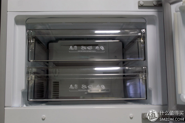 哈，你家的冰箱能安装QQ斗地主吗？