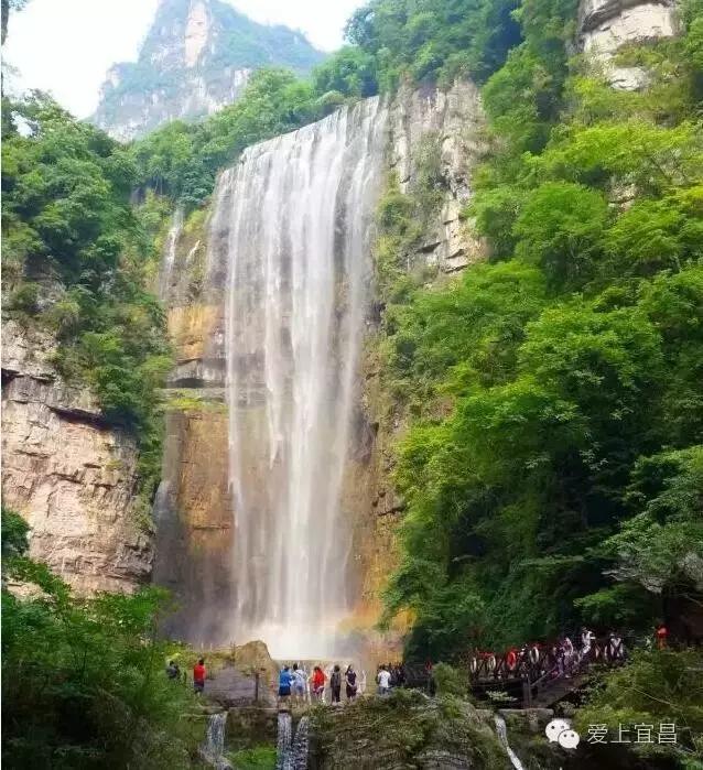 爱旅游的宜昌人不一定知道，出行用它据说能省好几千元！