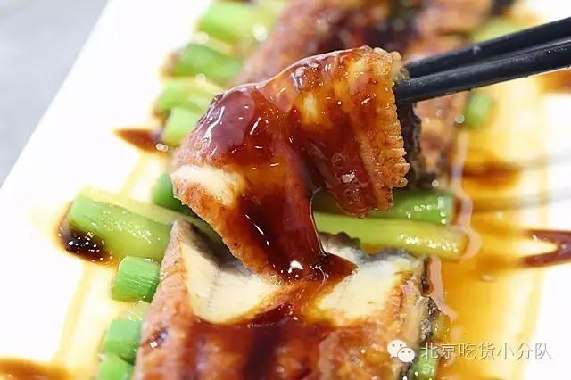 这道菜一上桌就勾起人动筷的欲望,这道菜只用两分钟就能学会