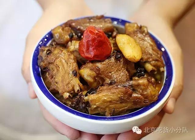 这道菜一上桌就勾起人动筷的欲望,这道菜只用两分钟就能学会