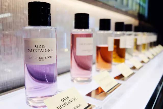 巴黎戴高乐机场购物推荐,法国巴黎购物攻略及价格表