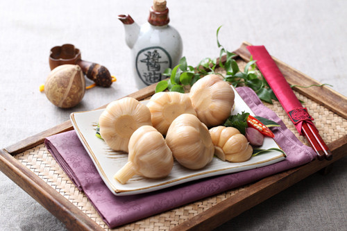 大蒜能治胃病，胃胀胃寒胃炎都行，推荐4种吃法