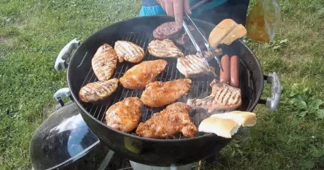 在美国什么时候购物最优惠活动,美国哪个节日购物折扣最低