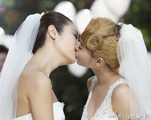 明星刘晓庆的吻戏,刘晓庆范冰冰完整视频