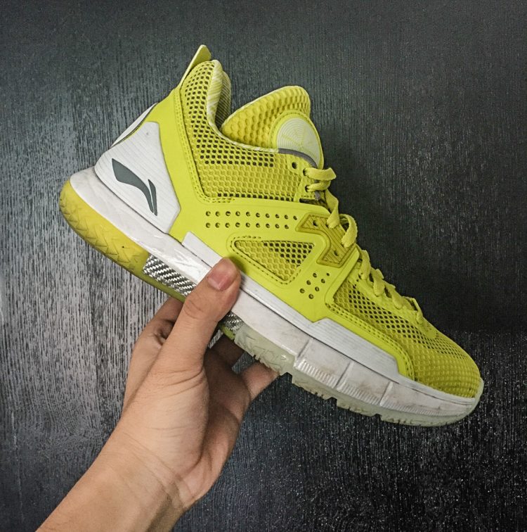 上脚好看的小白鞋推荐,新手200以下的篮球鞋推荐