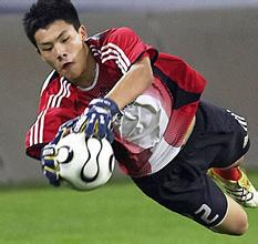 中国篮球收入高还是足球收入高,中国足球和篮球哪个工资更高