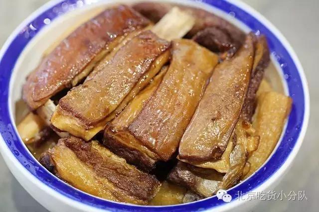 这道菜一上桌就勾起人动筷的欲望,这道菜只用两分钟就能学会