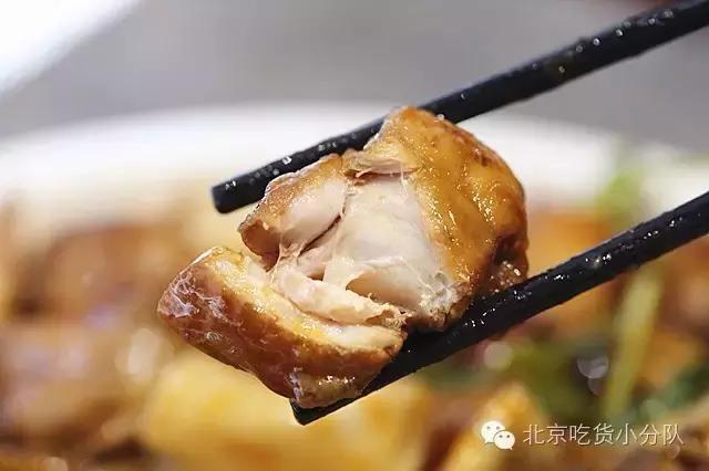 这道菜一上桌就勾起人动筷的欲望,这道菜只用两分钟就能学会