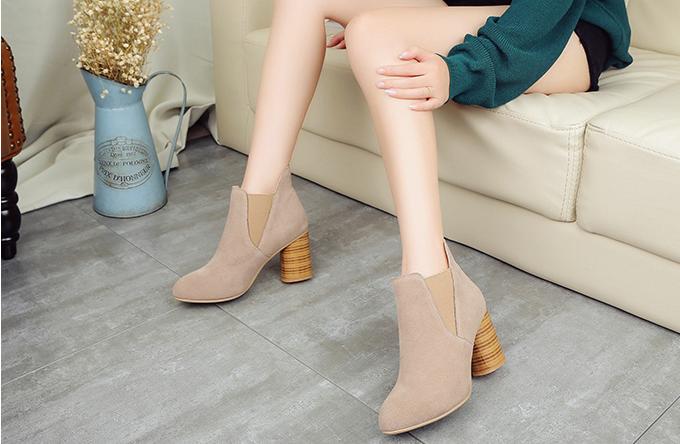 牛反绒皮的鞋子如何清洗保养,牛反绒鞋子的巧妙清理方式