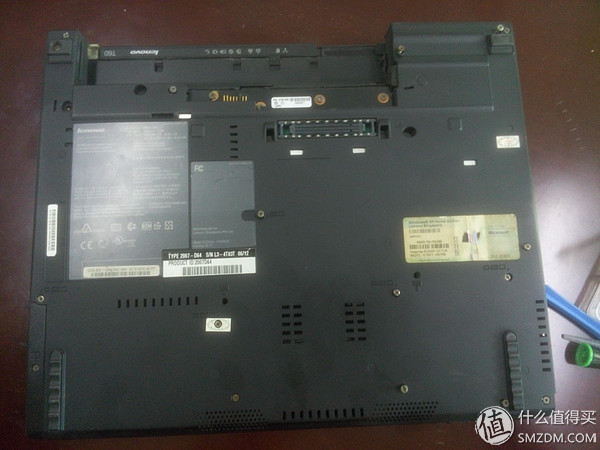 ibmt61笔记本拆机换固态硬盘,ibmt60拆机清灰教程