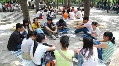 内地国际生留学香港的条件,香港学生和内地学生沟通