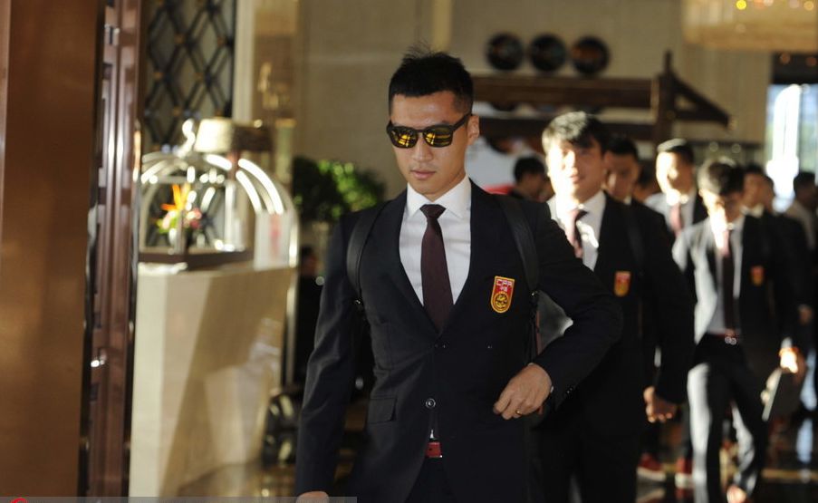 中超到处是“*底卧**”，国足好像被摆上了显微镜