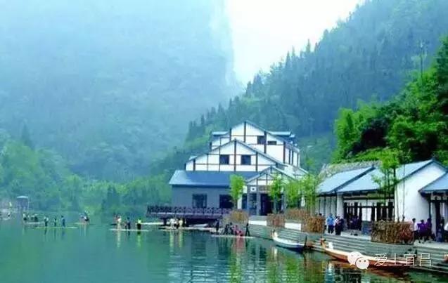 爱旅游的宜昌人不一定知道，出行用它据说能省好几千元！