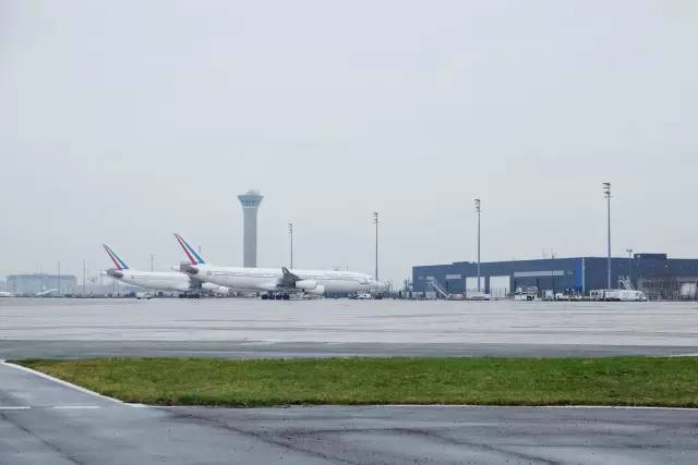 巴黎戴高乐机场购物推荐,法国巴黎购物攻略及价格表