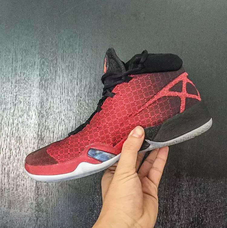 上脚好看的小白鞋推荐,新手200以下的篮球鞋推荐