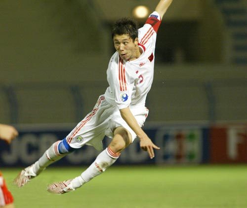 中国篮球收入高还是足球收入高,中国足球和篮球哪个工资更高