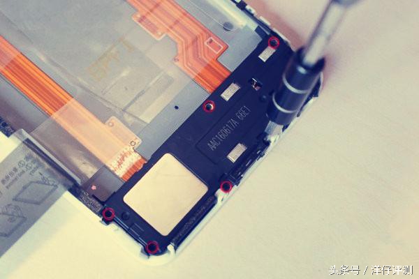 拆解一台vivox7plus全网通手机,vivox7测评