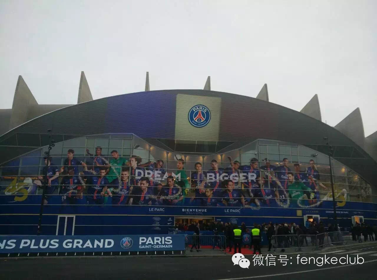 梅西c罗德比同框图片,梅西诺坎普踢国家德比