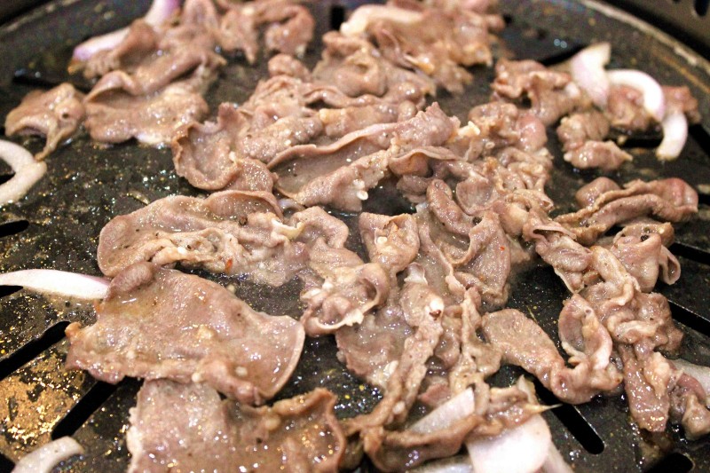 宜宾东街二楼烤肉店在哪里,宜宾半岛大院附近的烤肉店