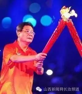 澶鏉冻鐞冪簿鑻遍個璇疯禌,鏄熻仛瓒崇悆