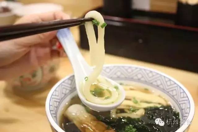 杭州这家人均45的乌冬专营店，硬生生吃出了人均300的日料感