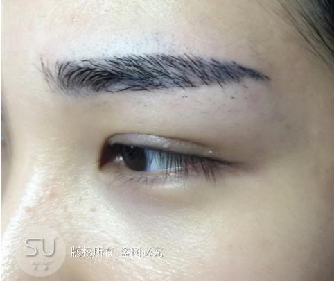 眉毛又黑又粗怎么办,眉毛粗黑浓密是怎么回事