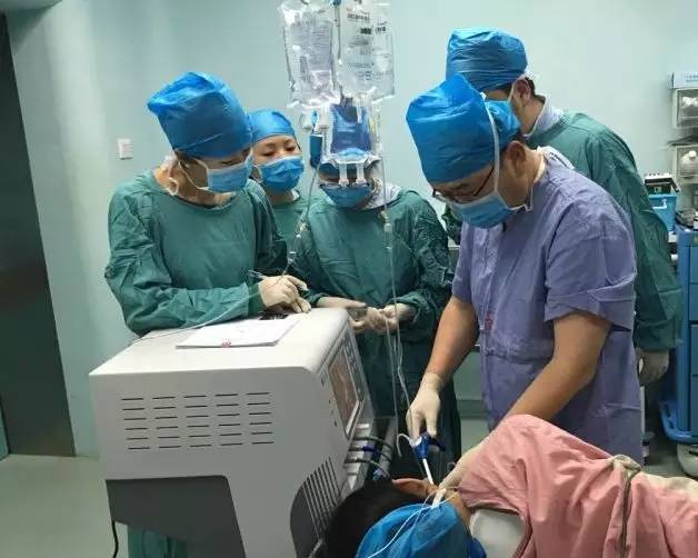 食管反流吃什么药可彻底治愈,胃食管反流病的四个典型症状